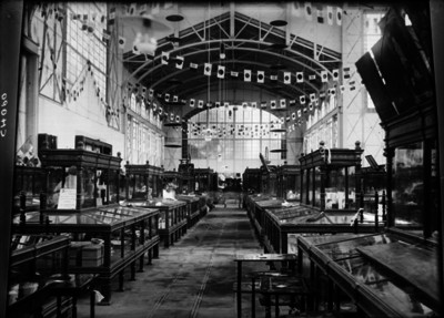 Exposición de arte industrial japonés durante los Festejos del Centenario de la Independencia