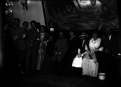 Francisco Cosío Robelo, Rafael de la Torre y familiares en la ceremonia del 15 de septiembre en Palacio Nacional
