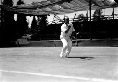 Tenista practicando en el deportivo Chapultepec