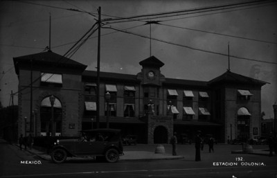 Estación de ferrocarril Colonia, exterior