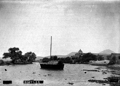Barca en el lago de "Ocotlán"