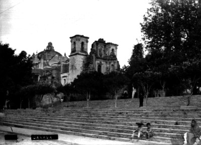 Iglesia en "Oaxaca", vista general