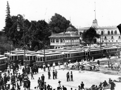 Terminal de trenes electricos en el zócalo