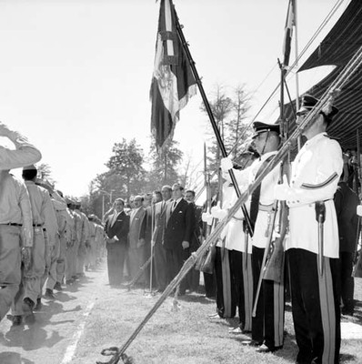 Adolfo López Mateos presidiendo la ceremonia de inauguración de la Escuela de Agricultura en Texcoco