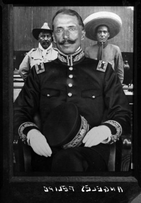 Felipe Ángeles, general, reprografia
