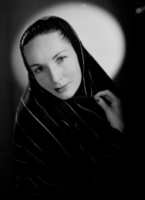 Nadia Haro Oliva, actriz
