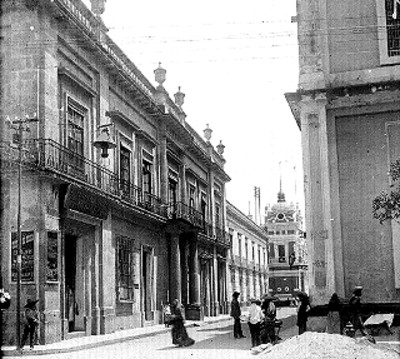Casa que habitó José Antonio Torres, vista lateral