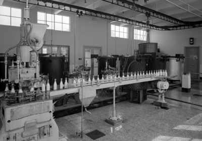 Área de embotellado de leche, vista general