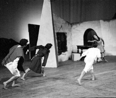 EScena del Ballet "Maestra Rural"