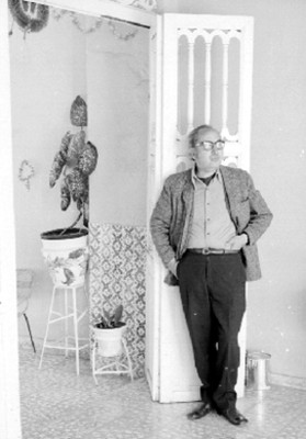José Chávez Morado en una Sala, Retrato
