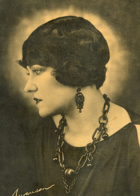 Gloria Swansón, retrato