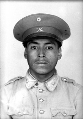 Soldado con quepí, retrato