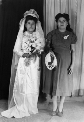 Novia acompañada de su madre, retrato