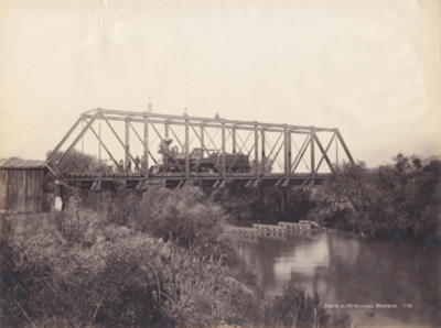 Puente del F.C. Nacional [en] Acámbaro