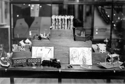 Exposición objetivo del plan sexenal Sria de la asistencia pública, Juguetes de los niños