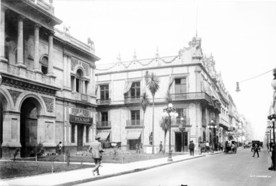 Fachada del Palacio de los Condes del Valle de Orizaba