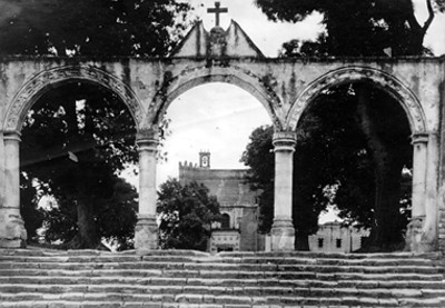 Ex-Convento de San Miguel Árcangel, portada del atrio