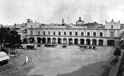 "Ayuntamiento de México 1890. Palacio Municipal de México", tarjeta postal