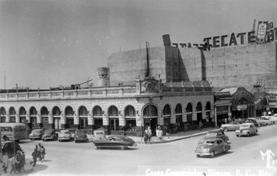 "Casas comerciales" en Tijuana, tarjeta postal