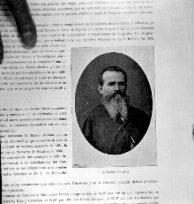 Manue González; retrato