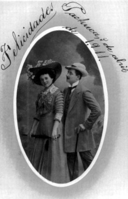 Retrato de una pareja, tarjeta postal con dedicatoria