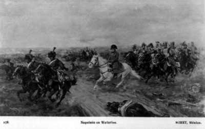 Napoleón acompañado de sus soldados en la batalla de Waterloo