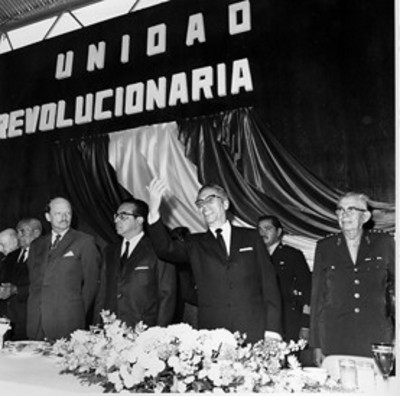 Presidente de la República Gustavo Díaz Ordaz preside una ceremonia durante un desayuno