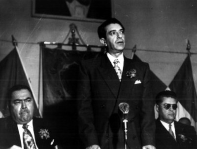 Adolfo López Mateos pronuncia discurso como nuevo presidente de México