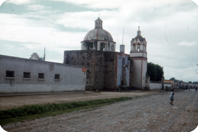 Templo de San Antonio, vista desde la parte posterior