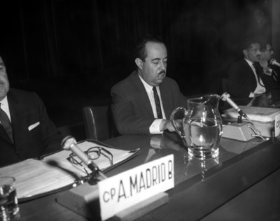 Mesa directiva en estrado durante Convención de la Contaduria Pública