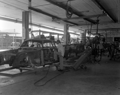 Planta automotríz, interior, vista parcial