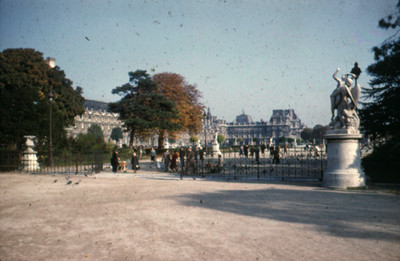 Palacio de Louvre, vista parcial
