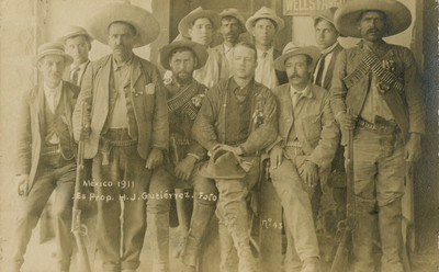Revolucionarios maderistas, retrato de grupo, tarjeta postal