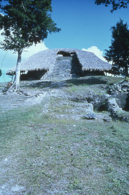 Templo de los Mascarones, zona arqueológica de Kohunlich