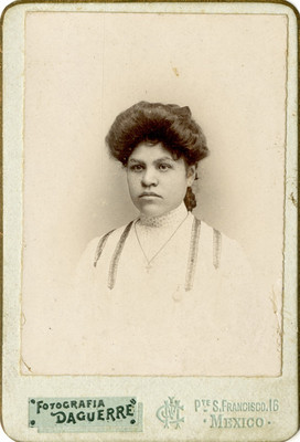 Mujer de busto