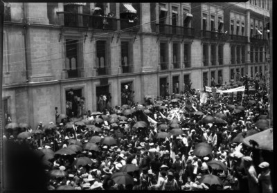 Manifestación de obreros el 1° de mayo