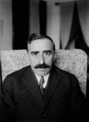 Diplomático maxicano Salvador Diego Fernández, retrato