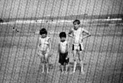Niños en una playa de Veracruz, retrato