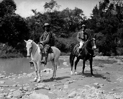 Hombres a caballo, retrato