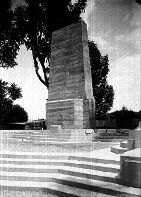 Obra del monumento a los muertos que salieron de México a la 1° guerra