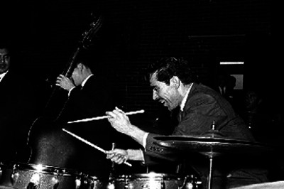 Músicos durante un concierto
