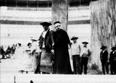 Cantantes de ópera durante su presentación en la plaza de toros de La Condesa