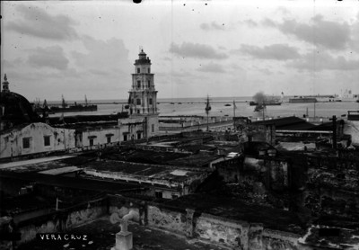 Puerto de "VERACRUZ", vista parcial