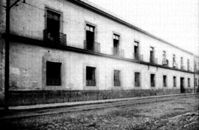 Edificio público en la calle de Bolivia no. 12 de la cd. de México