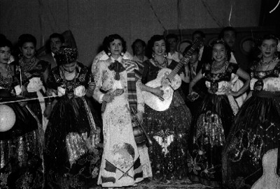 Conjunto musical femenino, retrato