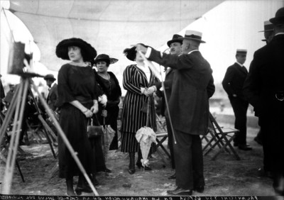Félix F. Palavicini y su esposa en la inauguración de la casa de salud del periodista