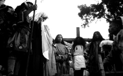 Crucifixión de Cristo, representación del viacrucis en Iztapalapa