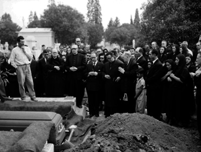 Ceremonia fúnebre durante el sepelio de Pedro Truba