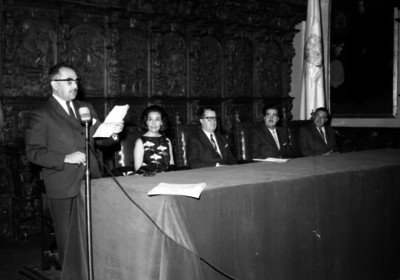 Arturo "Arnaiz y Freg" preside una cermonia en San Ildefonso