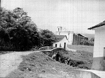 Capilla de algún poblado de Tabasco, vista parcial